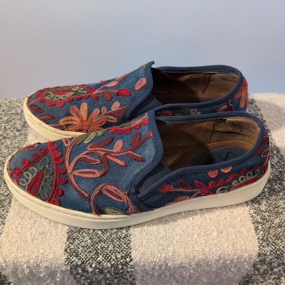 Sofft Shoe Slip On Somers Floral Embroidered Denim Boho Sz 8.5 M Leather Lining - Picture 3 of 8